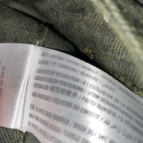 Hollister jean skirt ultra high rise 27 waist snake print green & black pockets‎ - Picture 5 of 5